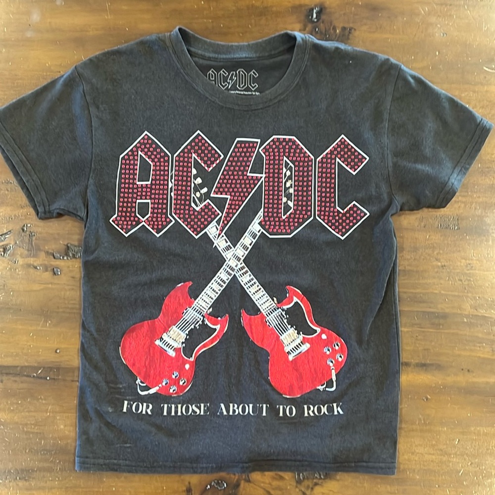 AC/DC band tee